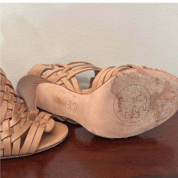 Tory Burch Tan Woven Heels - Picture 8 of 11